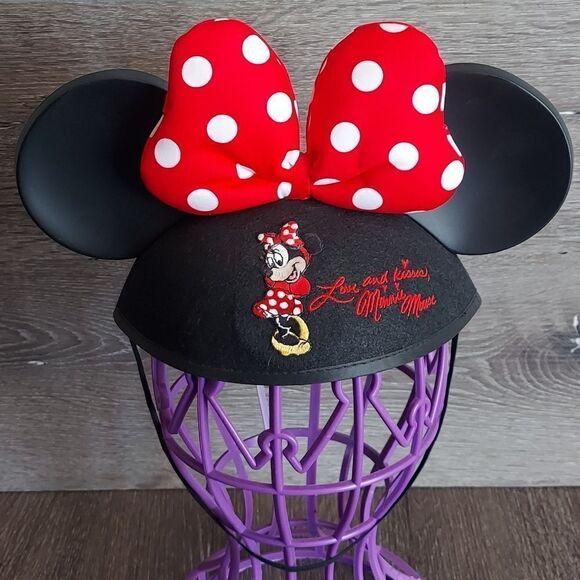 Disney Minnie Mouse YOUTH SIZE Ears Hat W/ Red Polka Dot Bow - Picture 1 of 5